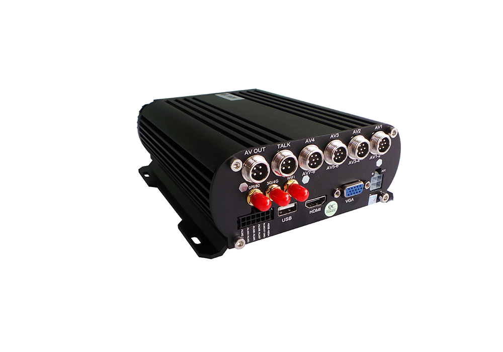 8-way ahd1080p HD car mounted hard disk recorder  LA-AHD-Y8